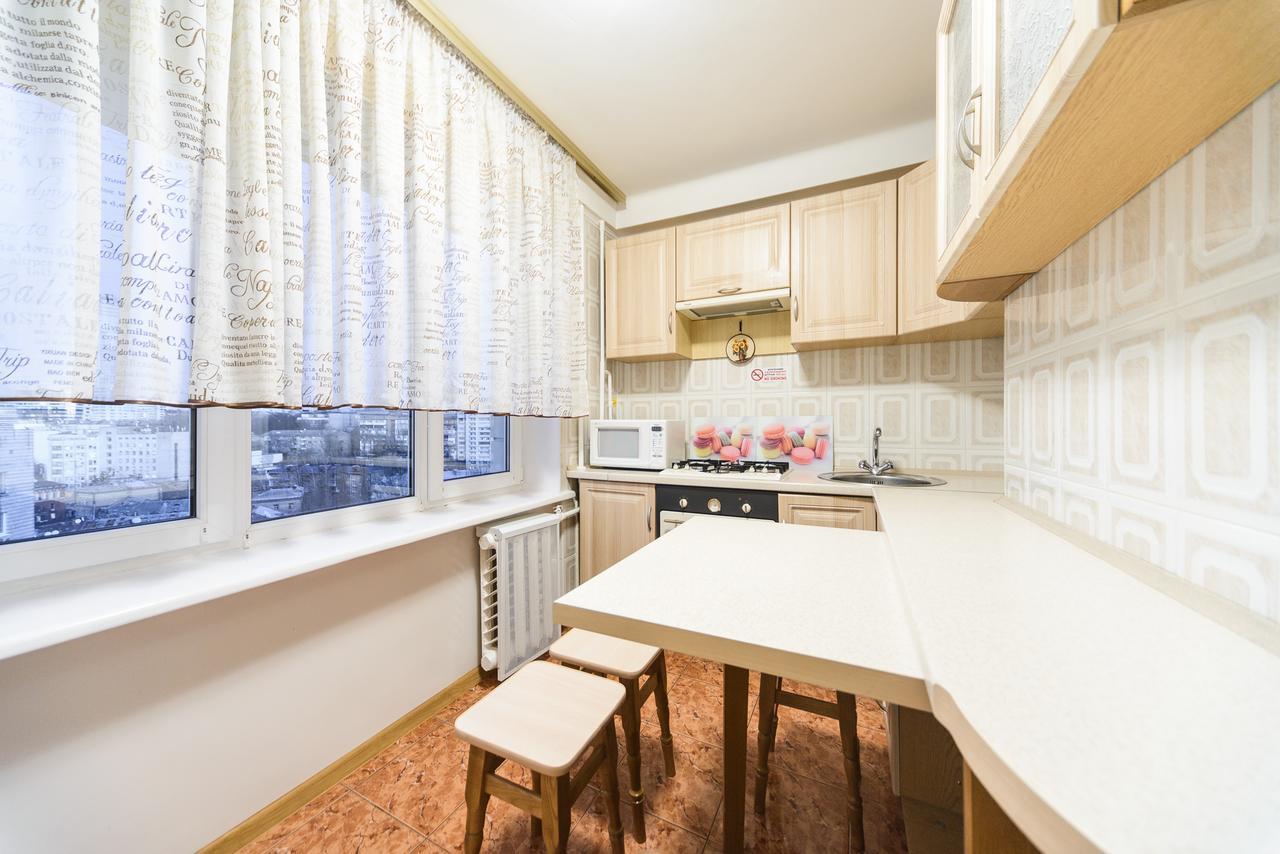 Apartment On Lesi Ukrainky Blvd Kiev Eksteriør bilde